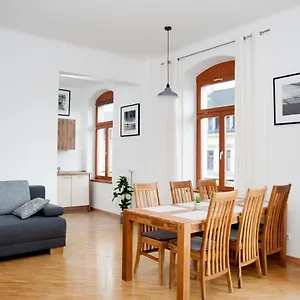 https://1-raum-wohnung-zentral-gelegen.dresdenhotels.net