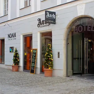 Altstadthotel Arch Hotell